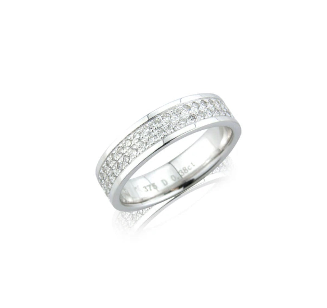 9ct White Gold Two Row Diamond 5mm Wedding Ring (Am0646)