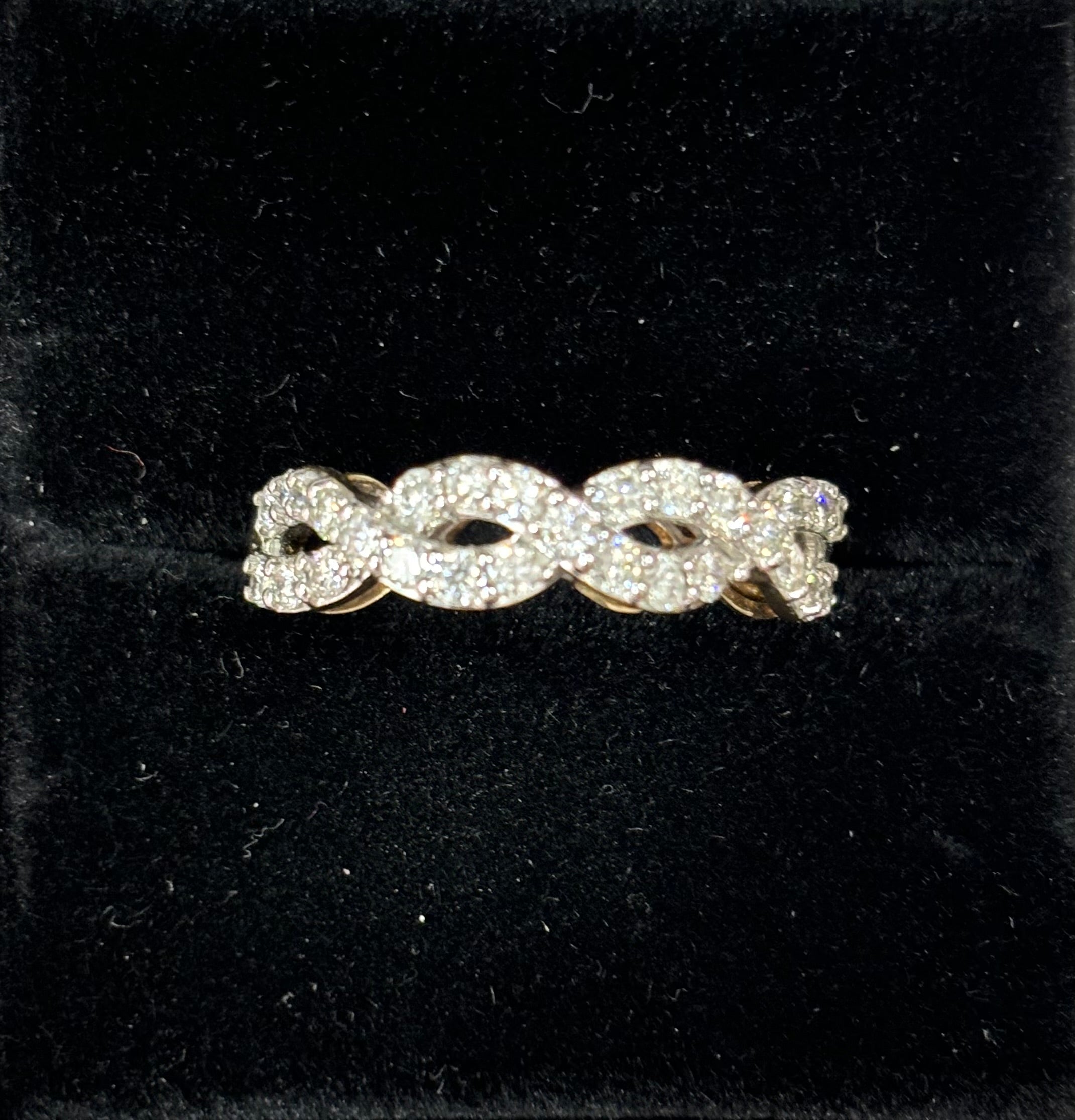 Diamond Vintage Weave Ring (R4682c1)