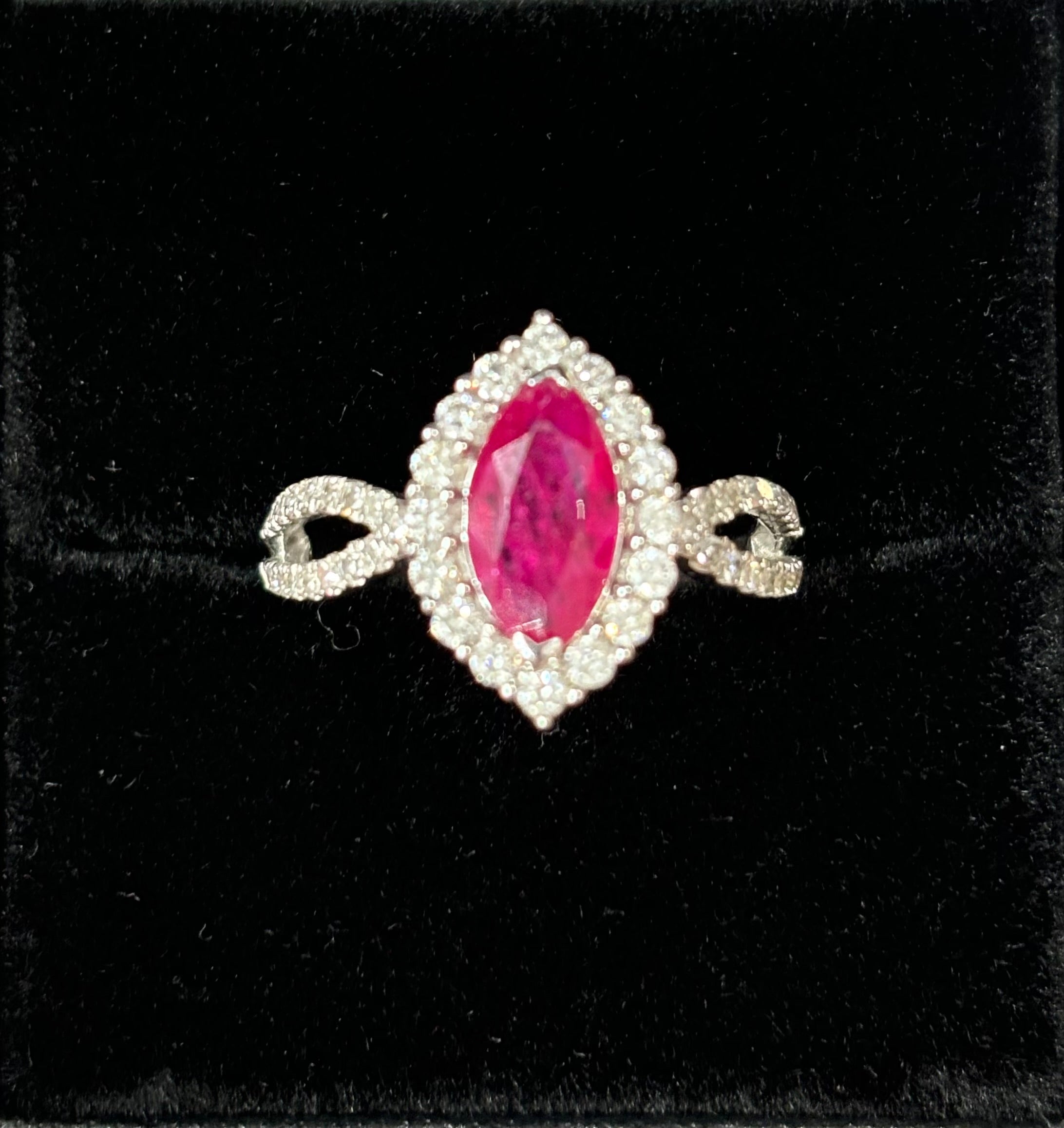 1.05ct Marquise Ruby & Diamond Ring (R0934158)