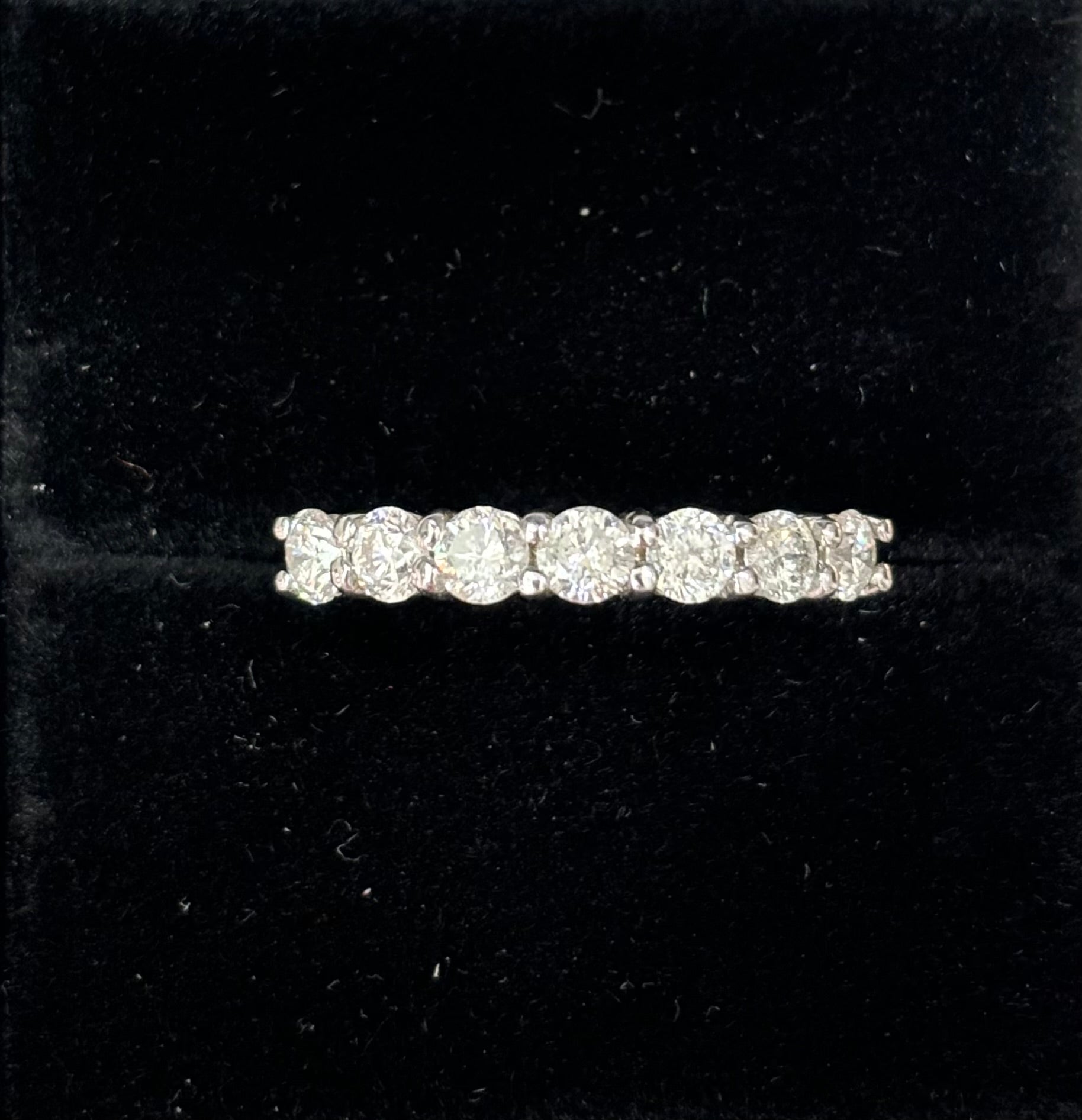 HALF PRICE! 1.05ct 7 Stone Diamond Eternity Ring  (R100et)