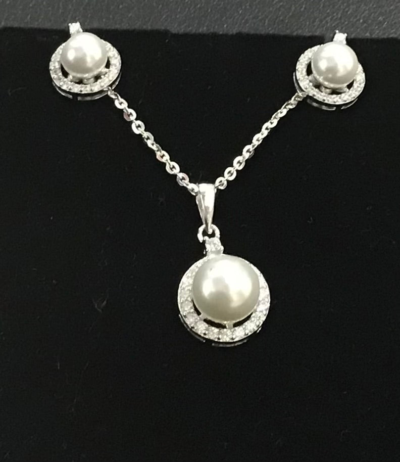 Silver Cubic Zirconia Pearl Pendant, Chain & Stud Earrings