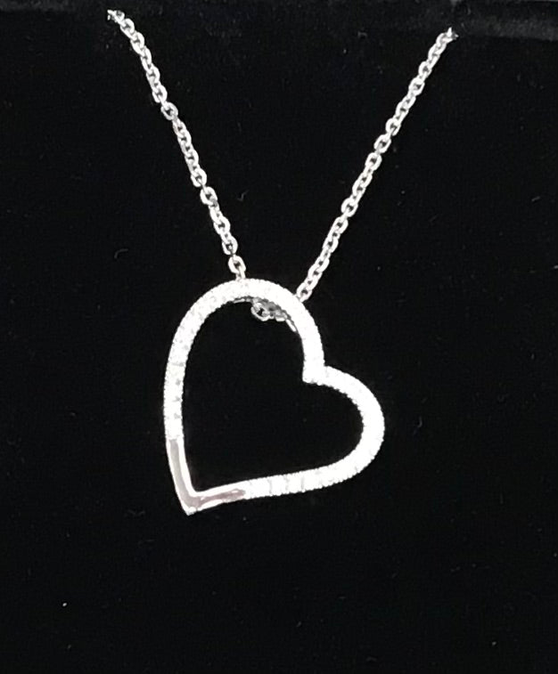 9ct White Gold Diamond Heart Pendant on 9ct white gold chain (Dcn0014)