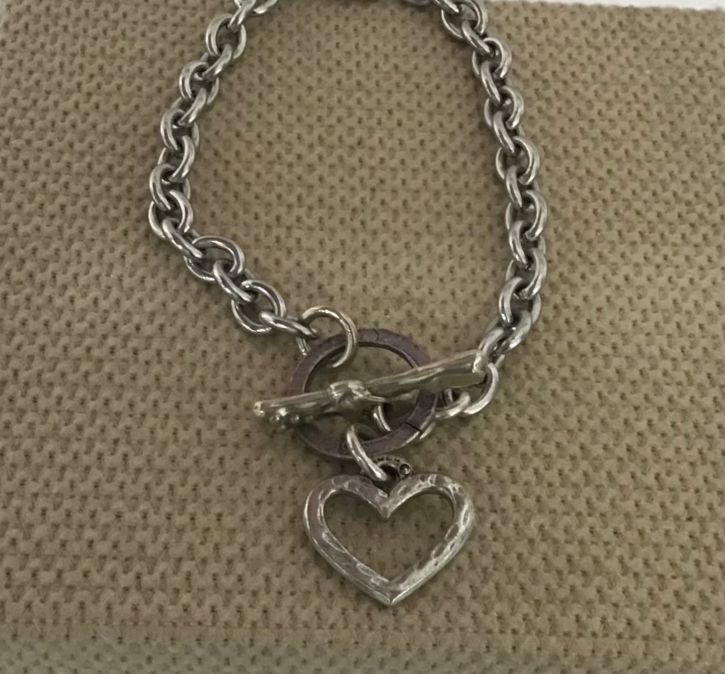 Danon Open Heart T-bar Bracelet