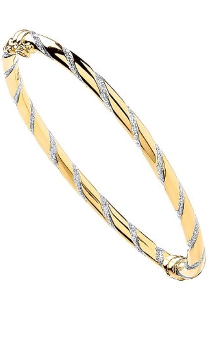 9ct Yellow Gold Bangle (Bn0480)