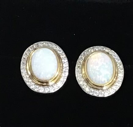 9ct Yellow Gold Synthetic Opal & Cubic Zirconia Stud Earrings (E411)