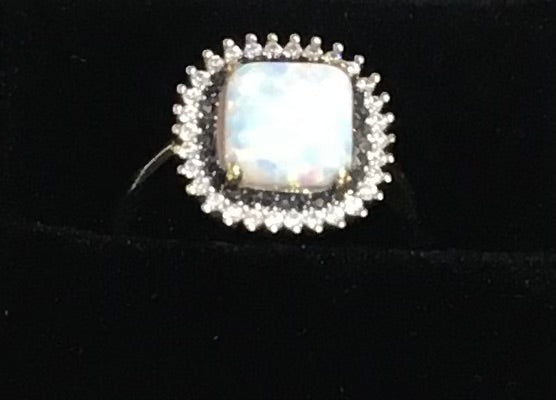 9ct Yellow Gold Synthetic Opal & Cubic Zirconia Ring (R564)