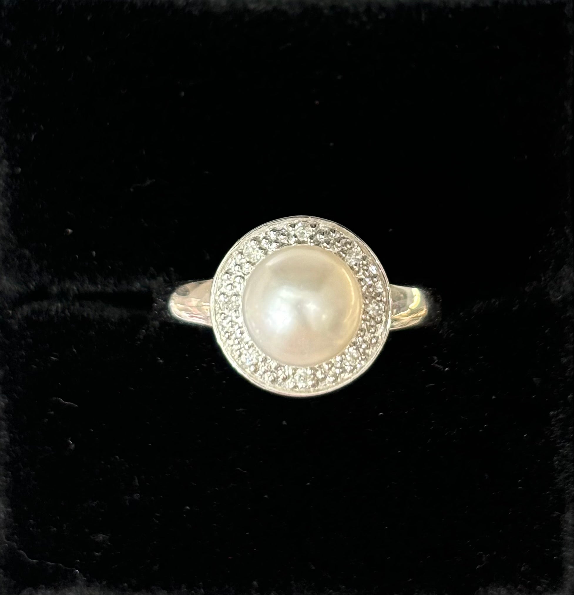 Pearl & Diamond Cluster Ring (R8326)