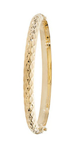 9ct Yellow Gold Engraved Bangle (Bn391)