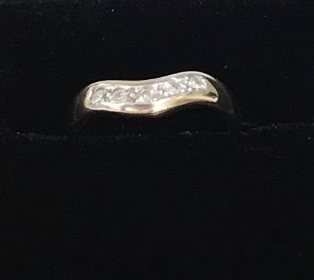 9ct Yellow Gold Diamond Shaped Wedding Ring (Wf133d)