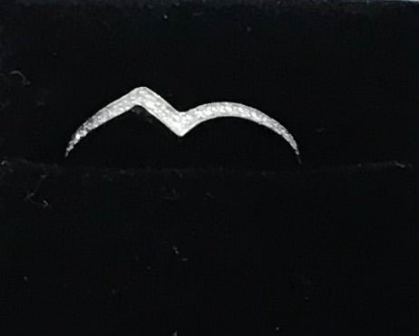 9ct White Gold Diamond Shaped Wedding Ring