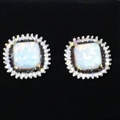 9ct Yellow Gold Synthetic Opal & Cubic Zirconia Stud Earrings (E564)
